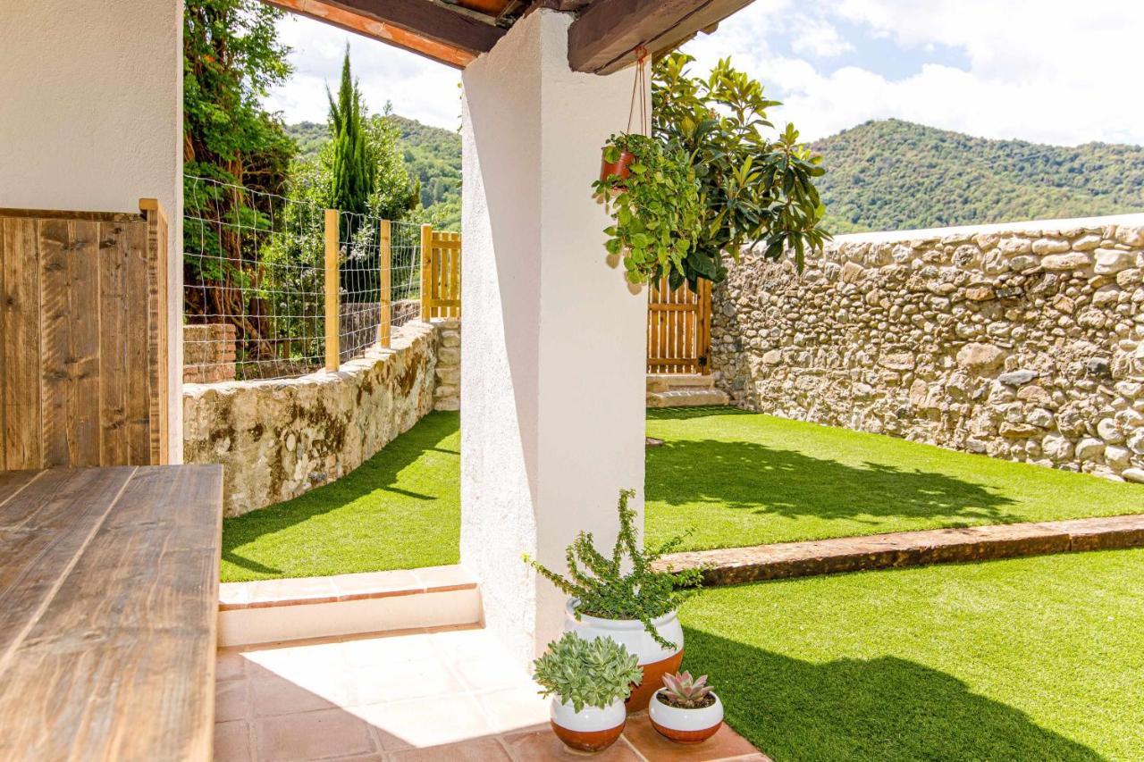 El Molino De Besalu Casa Con Jardin Villa Exterior photo